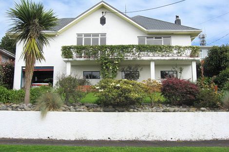 Photo of property in 14 Havelock Place, Blagdon, New Plymouth, 4310