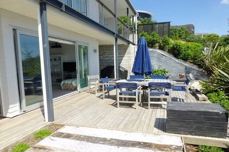 Photo of property in 10 Claude Road, Stanmore Bay, Whangaparaoa, 0932