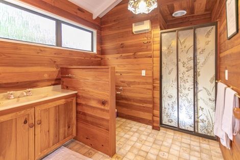 Photo of property in 195 Paku Drive, Tairua, 3508