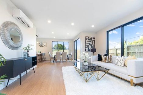 Photo of property in 7a Hewlett Road, Massey, Auckland, 0614