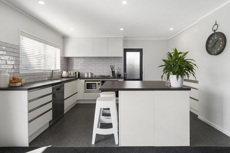 Photo of property in 4 Rutherford Street, Otumoetai, Tauranga, 3110