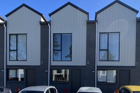 Photo of property in 28 Whai Hua Lane, Mangere Bridge, Auckland, 2022