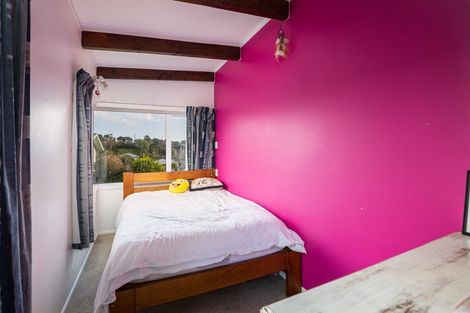 Photo of property in 3a Montana Place, Merrilands, New Plymouth, 4312