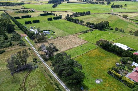 Photo of property in 27 Bay View Road, Woodend, Invercargill, 9877