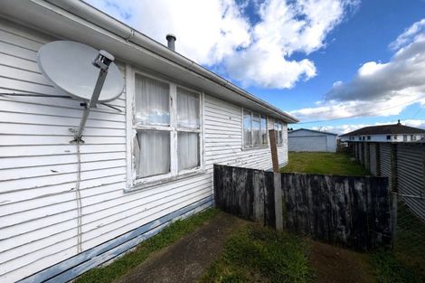 Photo of property in 16 Robertshawe Crescent, Dannevirke, 4930