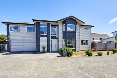 Photo of property in 3 Ludlam Crescent, Woburn, Lower Hutt, 5010