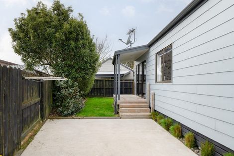 Photo of property in 43 Garland Drive, St Andrews, Hamilton, 3200
