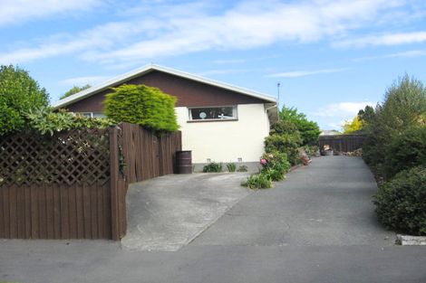 Photo of property in 1/7 Brogar Place, Casebrook, Christchurch, 8051