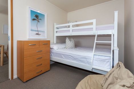 Photo of property in 102 Saint Patricks Row, Whangamata, 3620