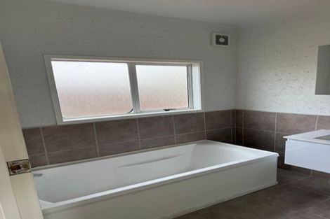 Photo of property in 223 Waitemata Drive, Ranui, Auckland, 0612