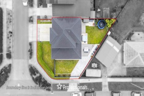 Photo of property in 2 Chalfont Road, Silverstream, Upper Hutt, 5019