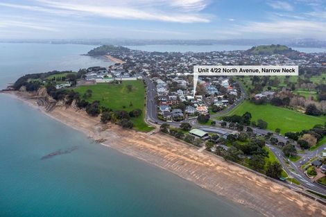 Photo of property in 4/22 North Avenue, Narrow Neck, Auckland, 0624
