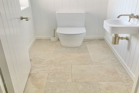 Photo of property in 1/27 Motuora Road, Manly, Whangaparaoa, 0930