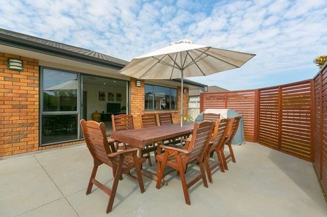 Photo of property in 5d James Drive, Bell Block, New Plymouth, 4312