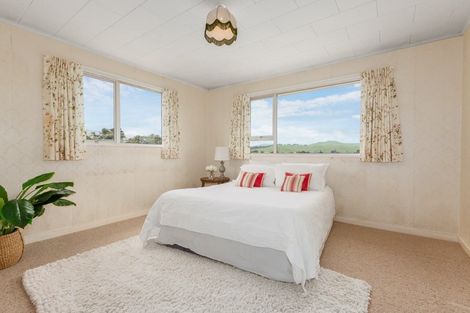 Photo of property in 154 Conclusion Street, Ascot Park, Porirua, 5024