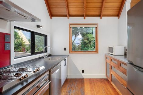 Photo of property in 265 Fernhill Road, Sunshine Bay, Queenstown, 9300