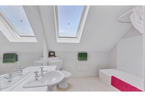 Photo of property in 14 Collins Drive, Waikuku Beach, 7402