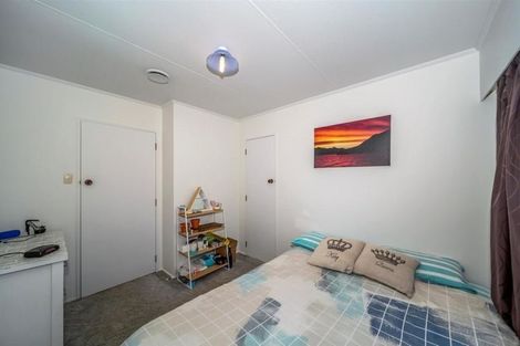 Photo of property in 73 Fantham Street, Hawera, 4610