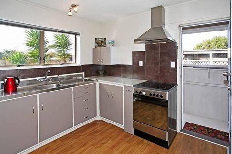 Photo of property in 17a Hooper Avenue, Pukekohe, 2120