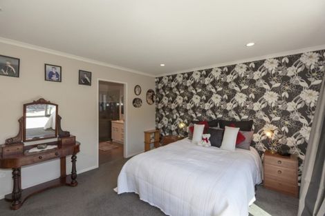 Photo of property in 27 Telford Way, Raumati Beach, Paraparaumu, 5032