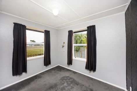Photo of property in 45 Avenue Road, Foxton, 4814