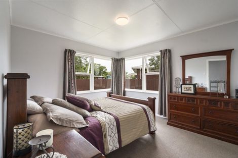 Photo of property in 3 Tingey Place, Awapuni, Palmerston North, 4412