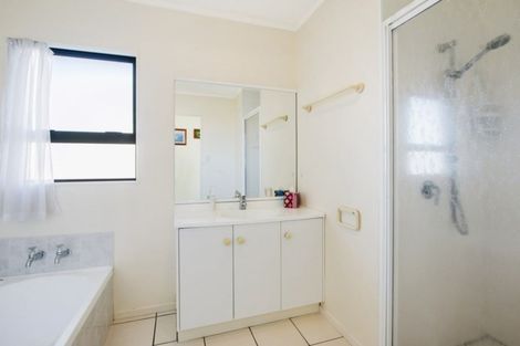 Photo of property in 10 Alexander Street, Katikati, 3129