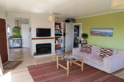 Photo of property in 34 Ropiha Street, Fitzroy, New Plymouth, 4312