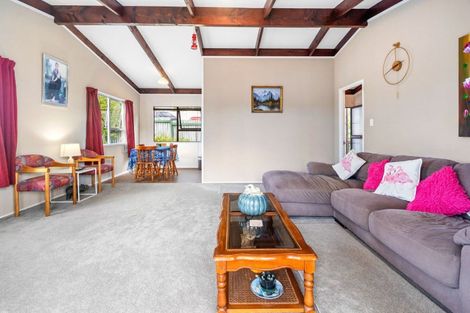 Photo of property in 7a Logan Place, Te Kamo, Whangarei, 0112