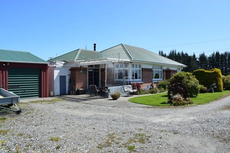 Photo of property in 72 Clifden Highway, Tuatapere, 9691