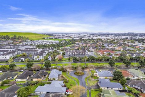 Photo of property in 2 Marlon Lane, East Tamaki, Auckland, 2016