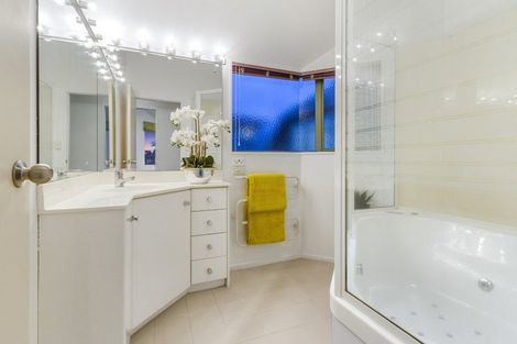 Photo of property in 88a Aberdeen Road, Campbells Bay, Auckland, 0620