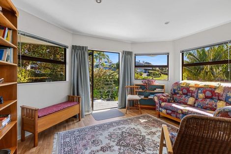 Photo of property in 1 Moana Terrace, Snells Beach, 0920