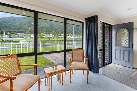 Photo of property in 247 Whitaker Street, Te Aroha, 3320