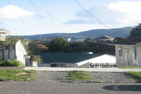 Photo of property in 50 Hereford Street, Cannons Creek, Porirua, 5024