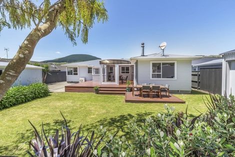 Photo of property in 13 Nathan Street, Tawa, Wellington, 5028