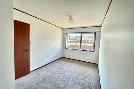 Photo of property in 1/27 Sea Spray Drive, Bucklands Beach, Auckland, 2012