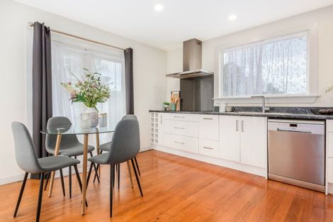 Photo of property in 5 Mitchell Grove, Ranui, Porirua, 5024