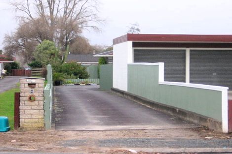 Photo of property in 8 Dalgliesh Avenue, Forest Lake, Hamilton, 3200