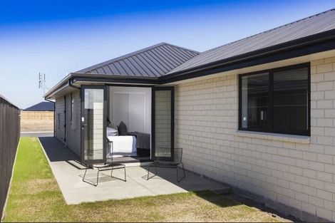 Photo of property in 6 Avanda Avenue, Rolleston, 7615