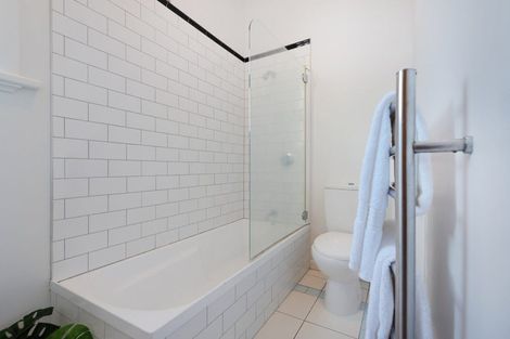 Photo of property in 18 Dawson Street, Berhampore, Wellington, 6023