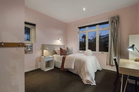 Photo of property in 233 Jervois Road, Herne Bay, Auckland, 1011