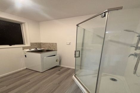 Photo of property in 2 Arnhem Place, Pukekohe, 2120