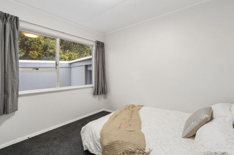 Photo of property in 227 Dowse Drive, Maungaraki, Lower Hutt, 5010