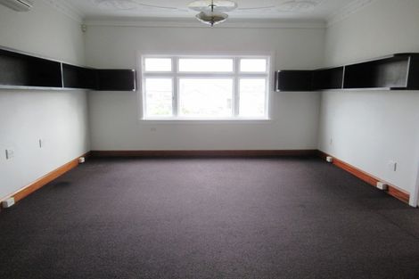 Photo of property in 362 Oxford Street, Levin, 5510