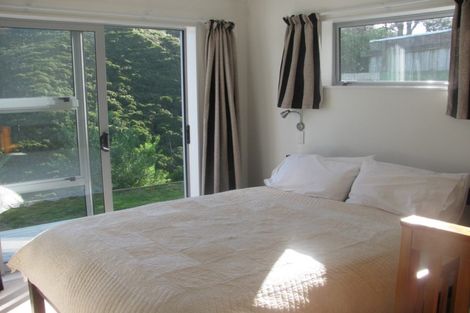 Photo of property in 9 Colorado Grove, Brooklyn, Wellington, 6021