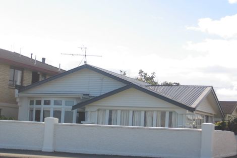 Photo of property in 233a The Esplanade, Petone, Lower Hutt, 5012