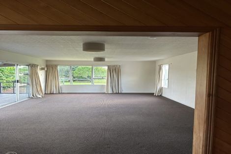 Photo of property in 25 Pyle Road West, One Tree Point, 0118