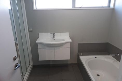 Photo of property in 60 Brockworth Place, Riccarton, Christchurch, 8011