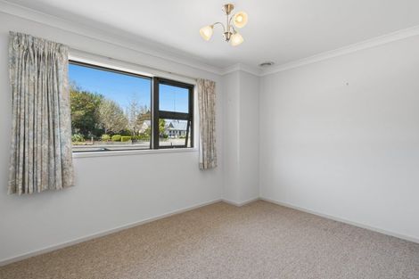 Photo of property in 16 Maria Street, Lumsden, 9730